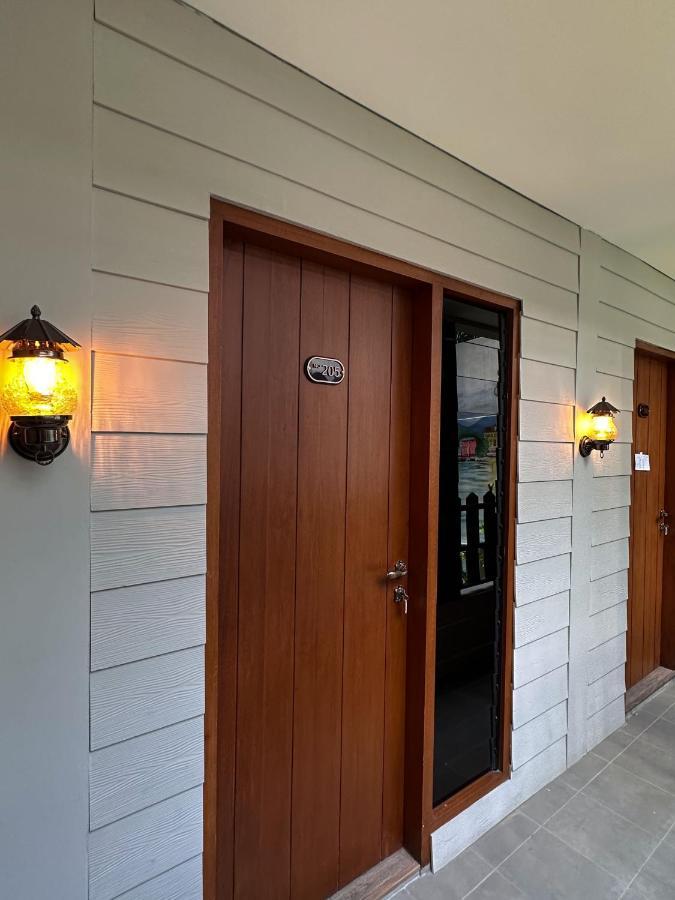 Lugano Arte Homestay Jakarta Exterior foto