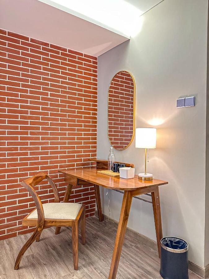 Lugano Arte Homestay Jakarta Exterior foto