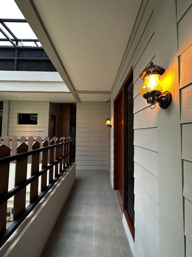 Lugano Arte Homestay Jakarta Exterior foto